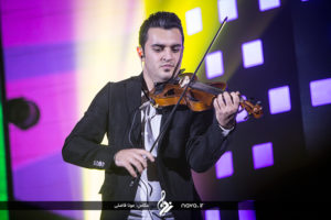 Farzad Farzin concert - 17 Bahman 95 10